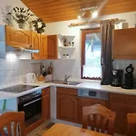 Osterhuus - Gemuetlich, Familienfreundlich, Kaminofen, Wlan, Kurzer Weg Zum * Burhave